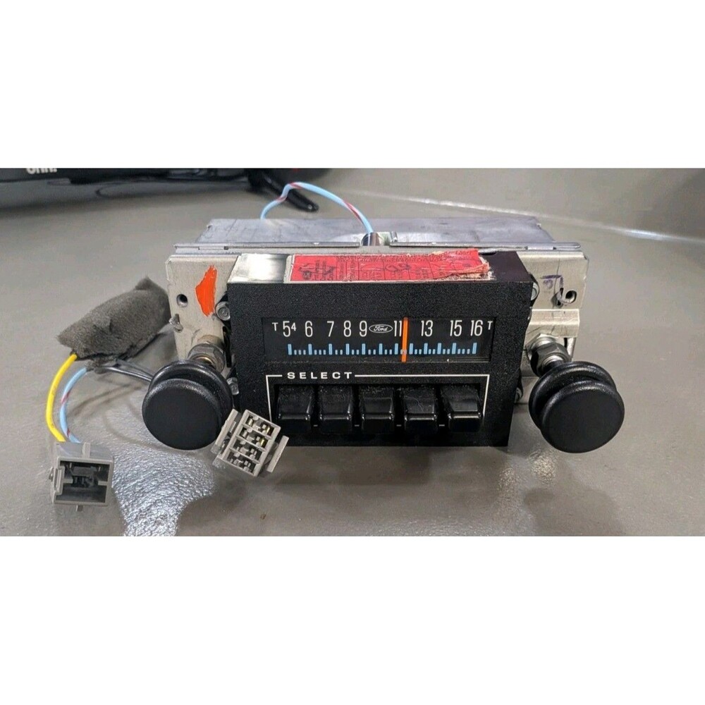 Vintage Ford 1980s AM Radio OEM E4AF-18806 F150 Bronco Mustang, Tested Works